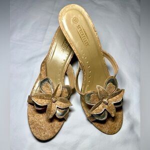 Seychelles Cork Wedges with Flower - Women’s Size 10 Like New